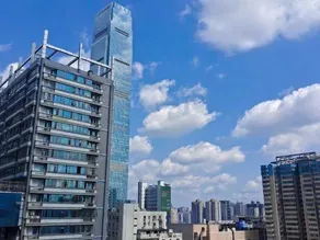Huaxin Apartment (Changsha Wu Yi Square IFS) - Image 2