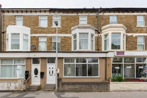 Pleasure Holiday Apartments - Image 3