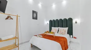 Terrace - City Center - Beach - Air conditioning - WiFi - Tram - Equipped Kitchen - Quiet - Image 2