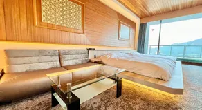 HOTEL In the Woods ,Love Hotel - Image 4