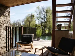Jane Austen Lake Retreat - Image 5