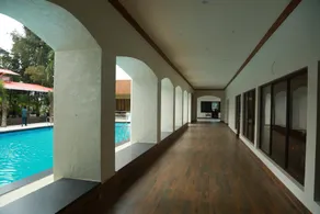 THE RIVIERA - Image 3
