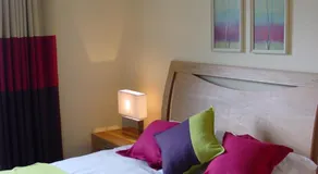 ArdMullen Townhouse X Davitt's Guesthouse & Restaurant Kenmare - Image 5