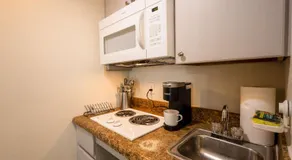 Tolleson Studio Home with Pool Access - Image 4