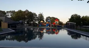 Ferienhaus / Chalet / Bungalow am See, Holland, Niederlande, Lathum - Image 3