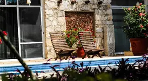 La Casa de las Lunas - Image 2