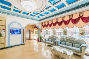 Eurasia Fashion Hotel (Seven Star Crags Archway Square Branch) - Image 3