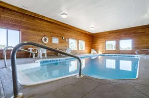 Rodeway Inn Ainsworth - Image 5