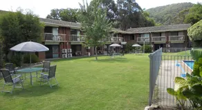 Motel Sierra - Bright - Image 2