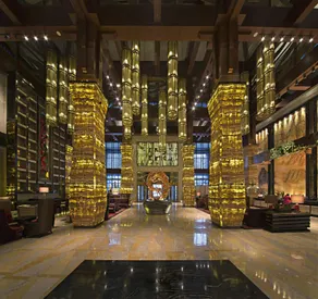 Wushan Jiangshan Red Leaves Two Rivers Holiday Hotel - Image 4