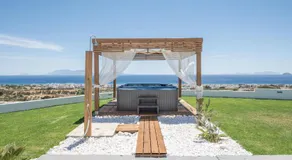 Alta Vista 2 Luxury House - Image 2