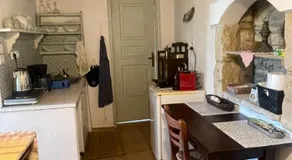Petrino 2 - Traditional Lerian House - Image 4