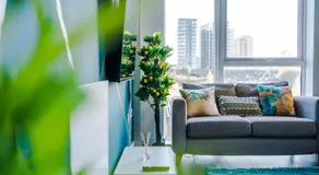 Luxury 5 Bed Manchester City Centre Apartment - Image 2