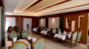 HOTEL EMERALD PALACE - Image 3