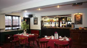 Ardmillan Hotel - Image 5