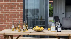 Spacious Luxurious Serviced Accommodation 4 - Image 3