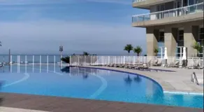 OCEAN FRONT UNLIMITED COM VISTA MAR - Wi-FI, Piscina Borda infinita Aquecida de frente ao Mar, Jacuzzi, Saunas e Academia - Image 3