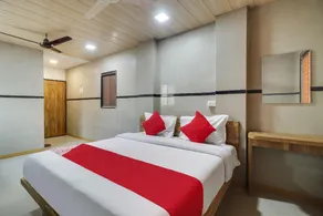 Hotel O Sri Lodge - Image 2