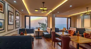 Hillside Home - Image 3