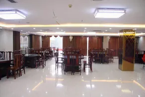 Huayue Smart Hotel - Image 5