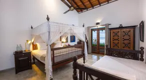 Villa Atulya at Ocean's edge - Image 2
