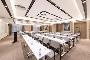 Atour Hotel Zhuhai Tangjiawan University Jinding Plaza - Image 3