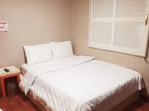 Daejeon Mannyeon Motel - Image 1