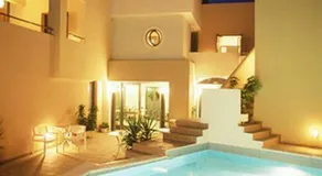 Blue Sky Hotel Apartments - Image 3