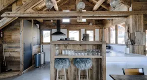 Chalet Le Perchoir, Spa, Sauna, sur les pistes - Image 3