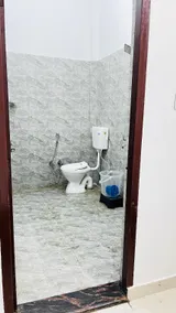 SAMRAT HOTEL - Image 4