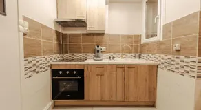 Appartement 3 chambres - idéal pour famille et groupe - Proche centre ville - Image 3