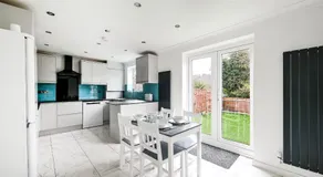 Spacious 4BR Home w/ Private Garden & Free Parking - Image 4