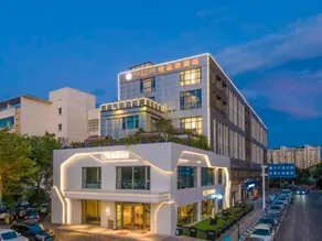 Pulisi Hotel - Image 2