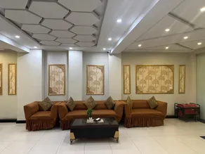Oramin Apartments & Hotel - Image 3