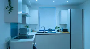 Hemel Apartments - Lilac Luxe - Image 3