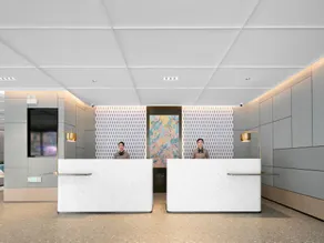 Country Inn & Suites by Radisson Wuhan Jianghan Road Pedestrian Street Jiqing Street - Image 4