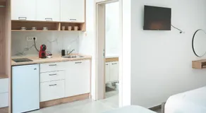 Olive Apartments - Image 2