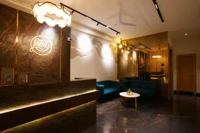 labels hotel - Image 2