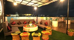 Nomadic Hostel - Image 2
