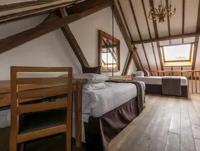 Tewinbury Farm Hotel - Image 4