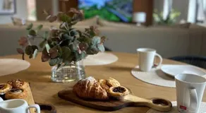 Linden Gap Guesthouse - Image 4