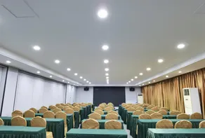 Mingdian Business Hotel (Jimei Xinglin Garden Expo Branch) - Image 2