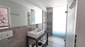 Room 55 - Image 2