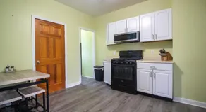 2 bedroom condo close to Boston and Cambridge with free parkings - Image 5