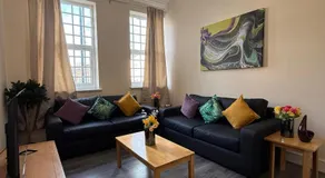 St John's House Isleworth London By Smart Corporate Stays - Image 5