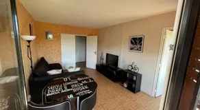 Superbe appartement T4 avec 3 chambres et balcon - Image 3