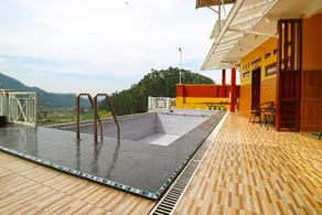 Suka Rasa Endah Cottage - Image 2