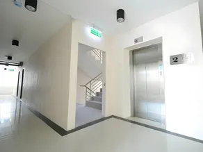 42 Place Service Apartment - Image 2