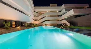 LAKE MOMENTS - Emerald Penthouse - Image 3