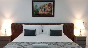 B & A Suites Inn Hotel - Quarto Luxo Gold - Image 3
